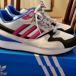 Adidas Ultra Tech